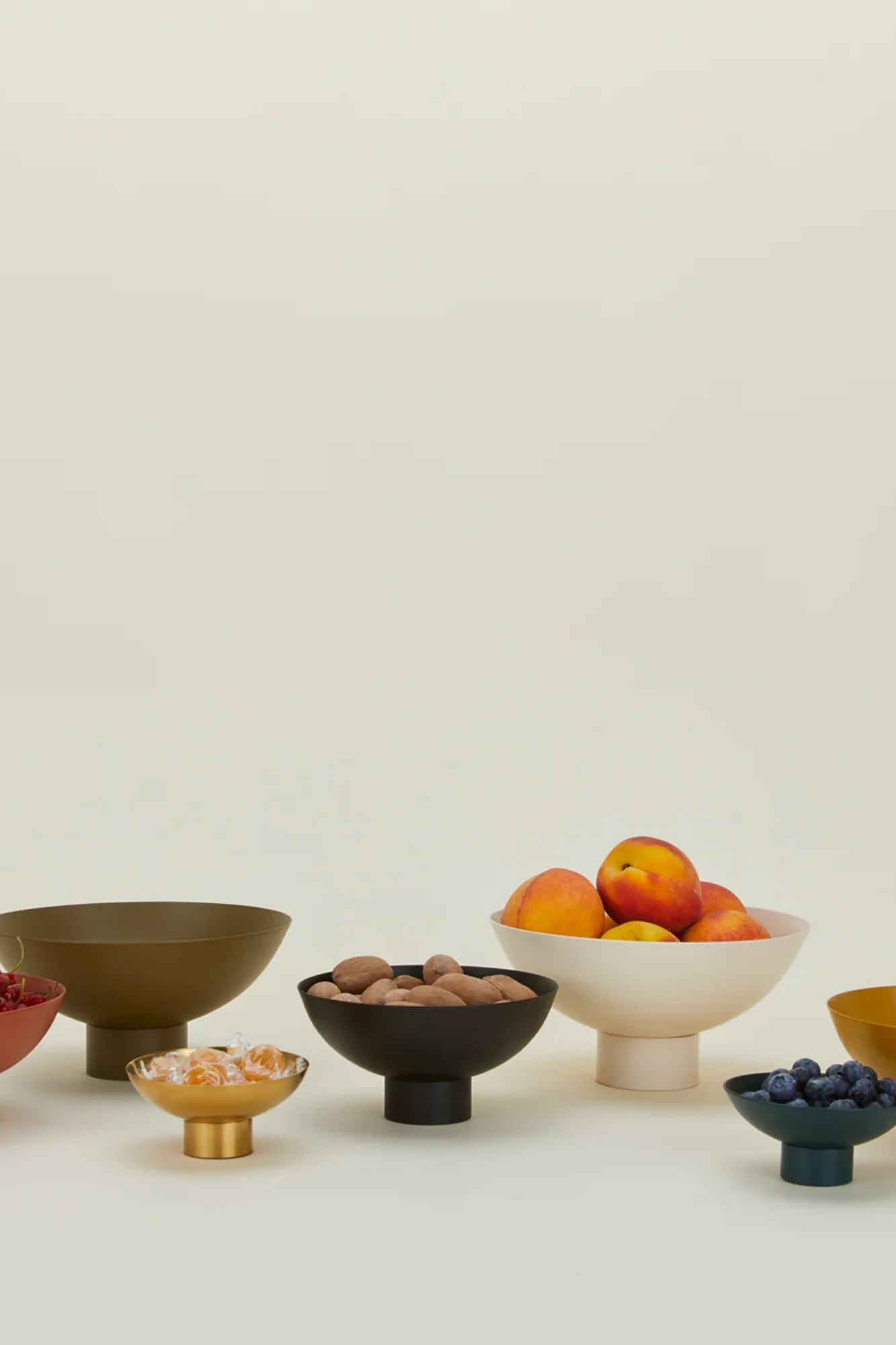 Essential Footed Bowl Large | Ivory