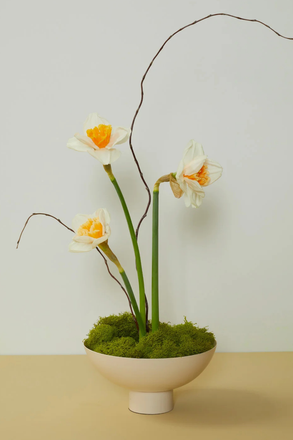 Essential Footed Bowl Large | Ivory