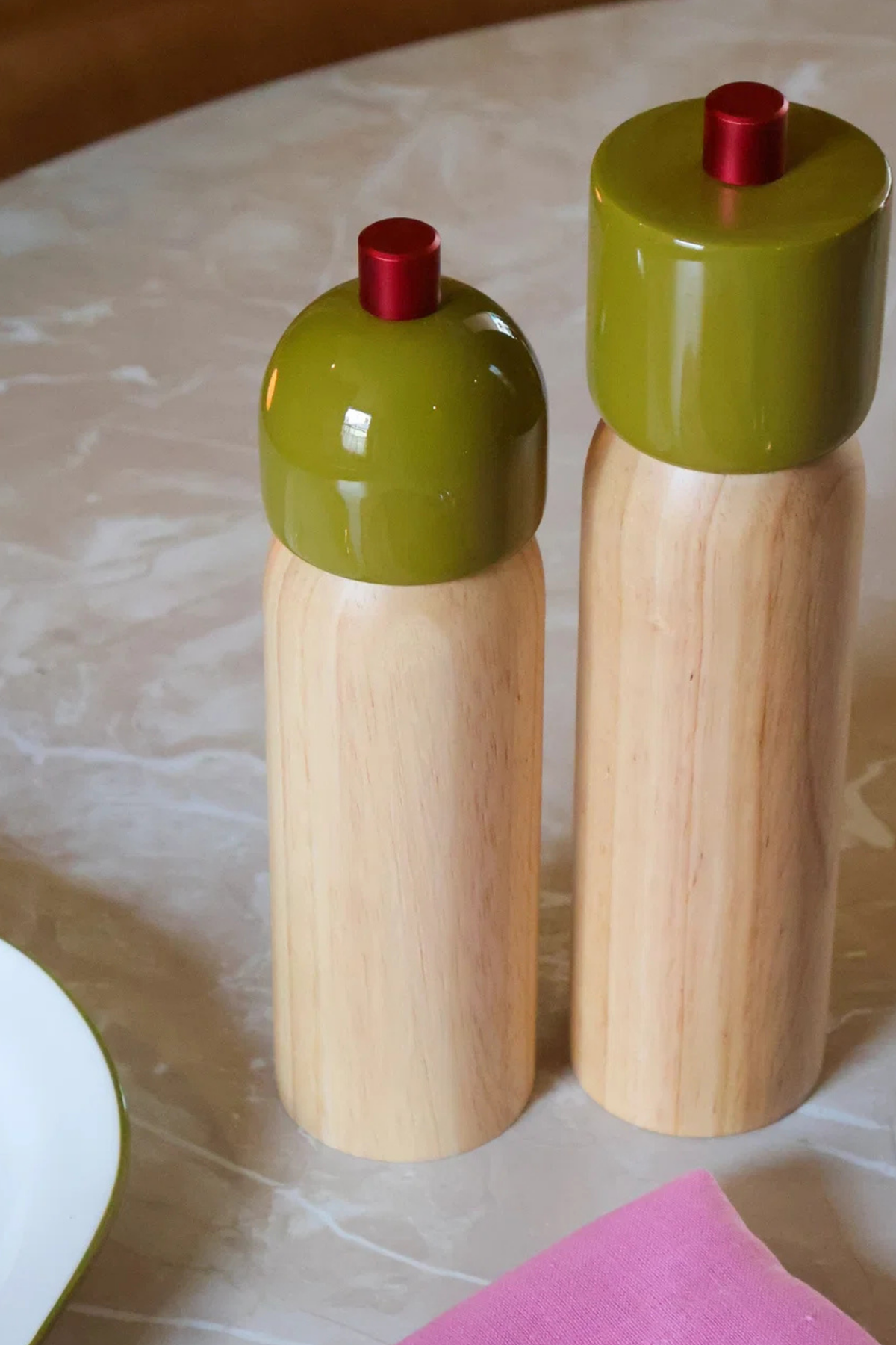 Large Salt & Pepper Grinder | Olive & Red