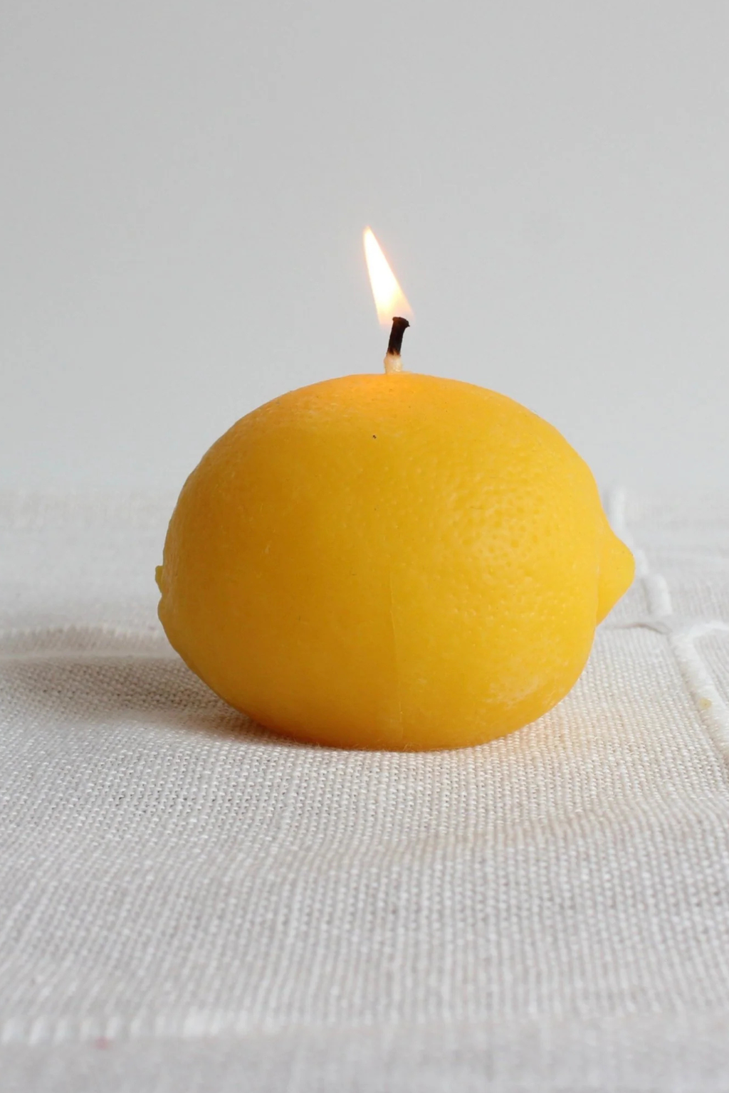 Lemon Beeswax Candle