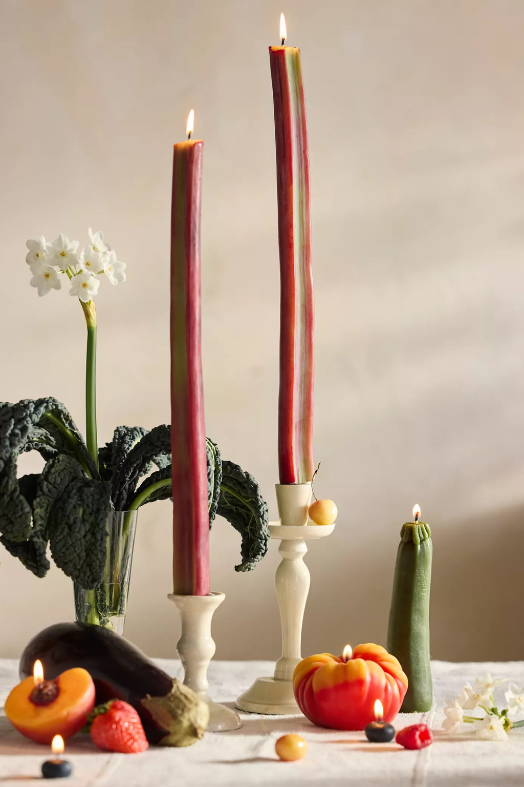 Sunkissed Large Heirloom Tomato Beeswax Candle | Red